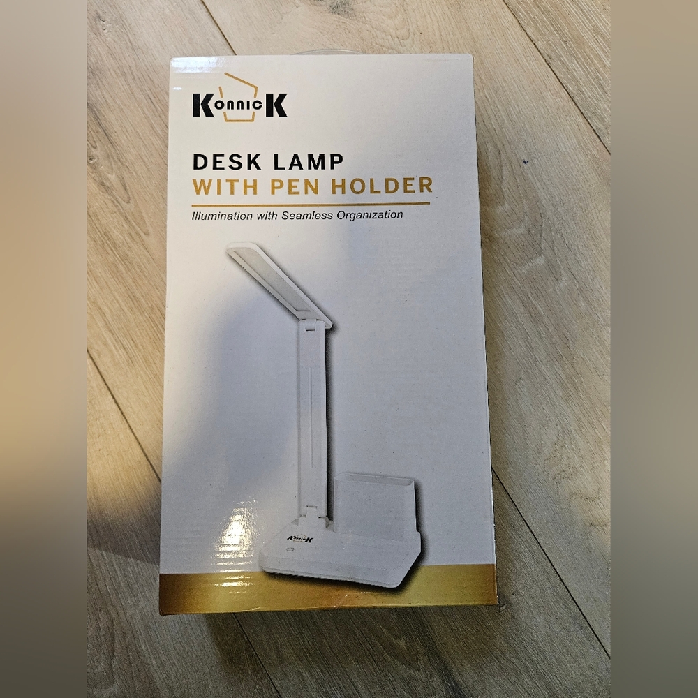 NIB Konnick Desk Lamp With a Pen Holder and Adjustable Neck